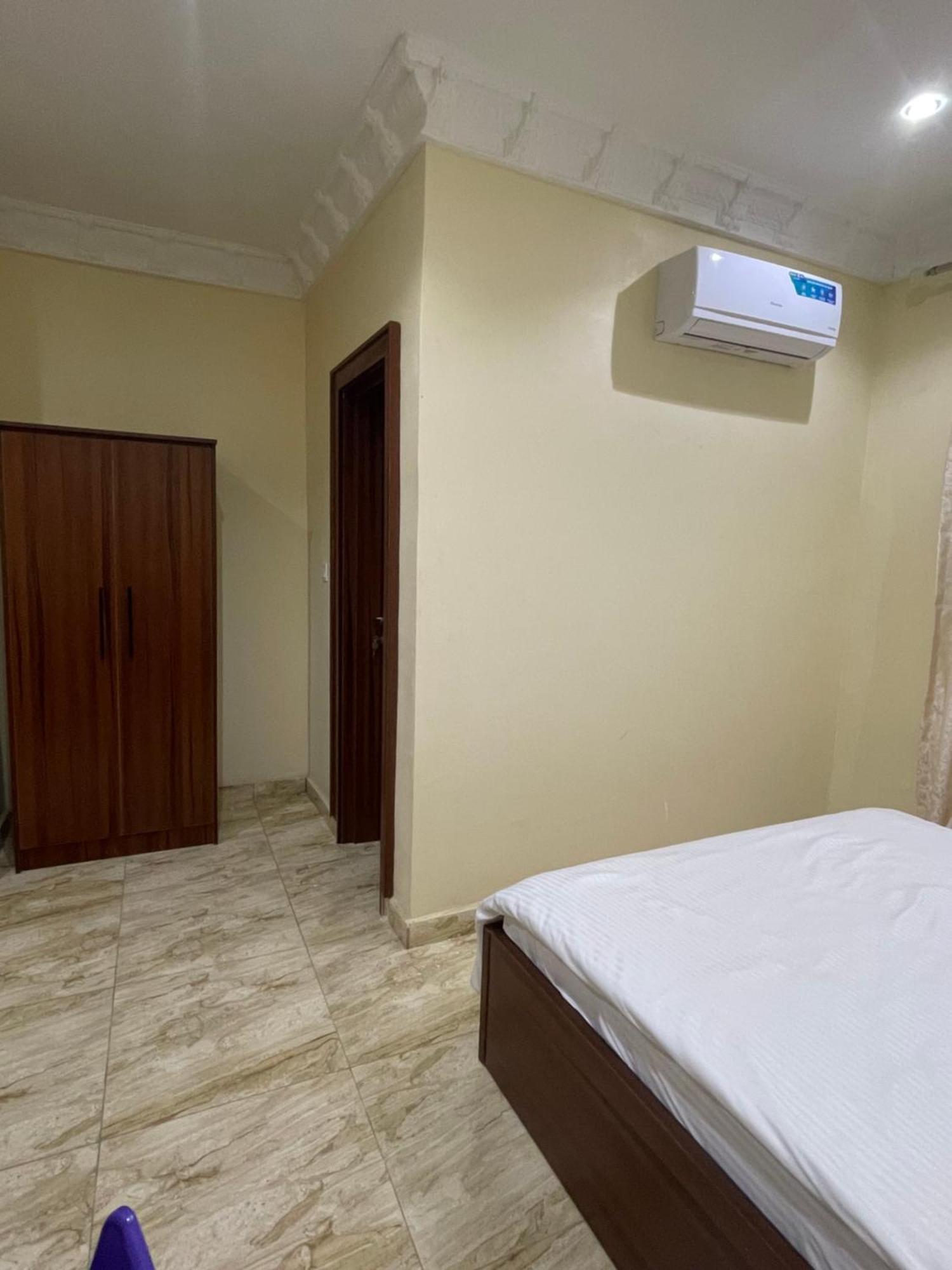 Pilgrim Place Hotel Rubuchi Ngoại thất bức ảnh
