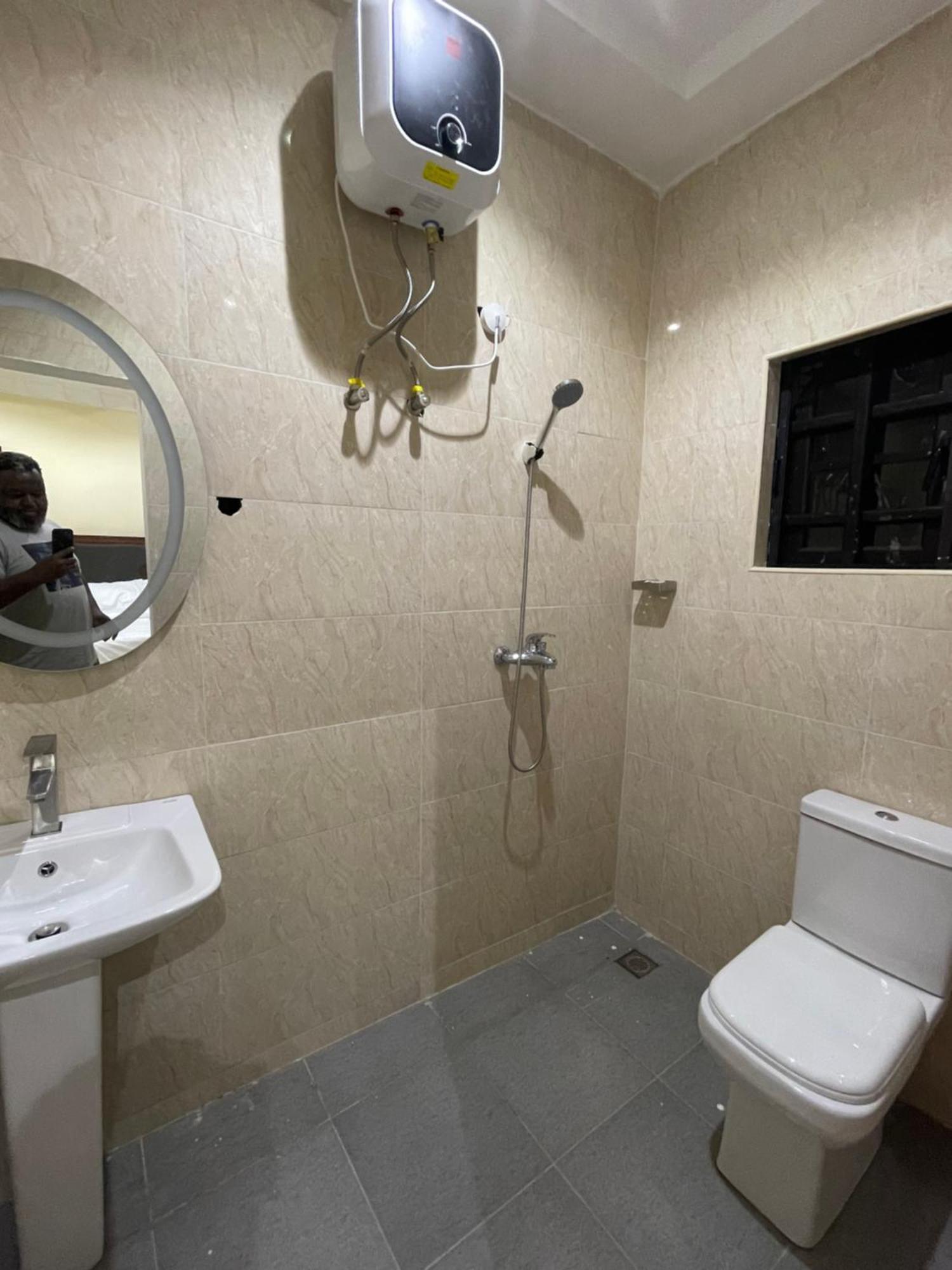 Pilgrim Place Hotel Rubuchi Ngoại thất bức ảnh